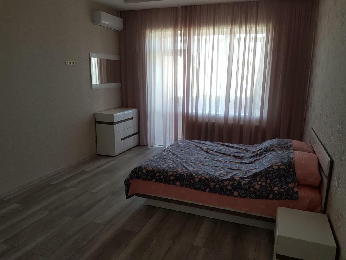 New Apartment On Parkovaya チョロノモスク エクステリア 写真